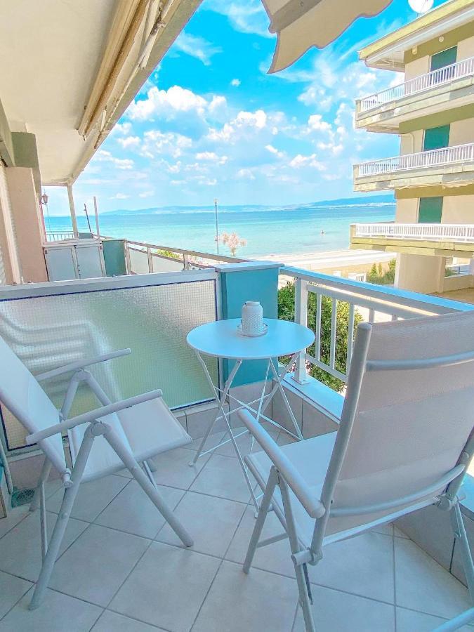 A Wonderful Apartment In Front Of The Sea! Peraía Extérieur photo
